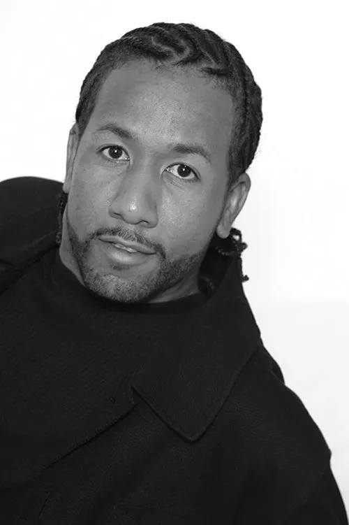 Bri Barlup ha trabajado con Anthony Singleton en 1 ocasiones