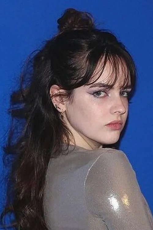 Antje De Rop — personaje: Robyn Torres