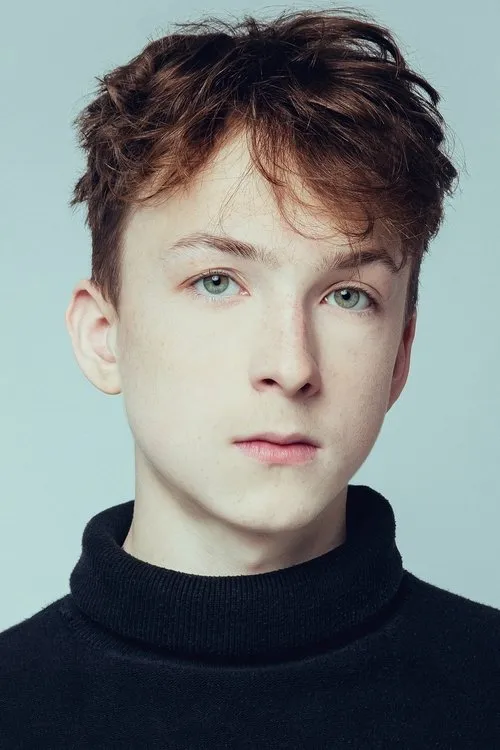 Antoine Marchand-Gagnon interpretando a Max