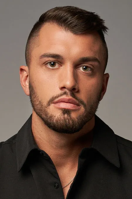 Antoine Normandin en su biografía y filmografía