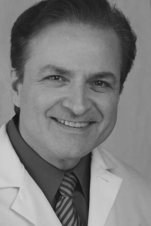 Nicholas J. Giangiulio ha trabajado con Anton Evangelista en 2 ocasiones