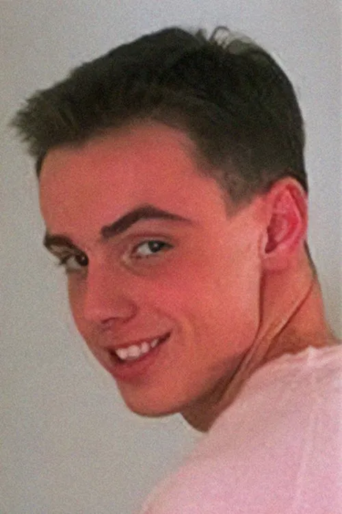 Anton Sekhin interpretando a