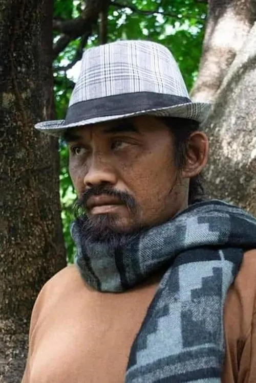 Juan Miguel Emmanuel Salvado ha trabajado con Antonio Adlawan en 1 ocasiones