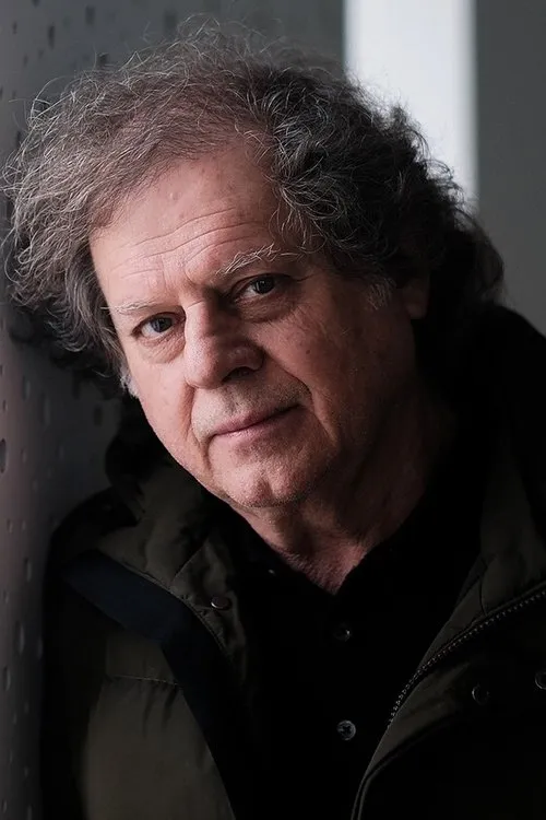 António Manuel Ribeiro en su biografía y filmografía