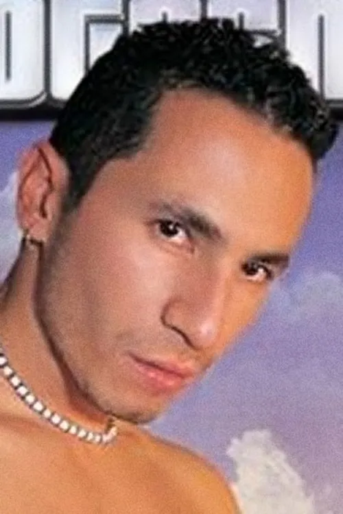 Antonio Vela interpretando a 