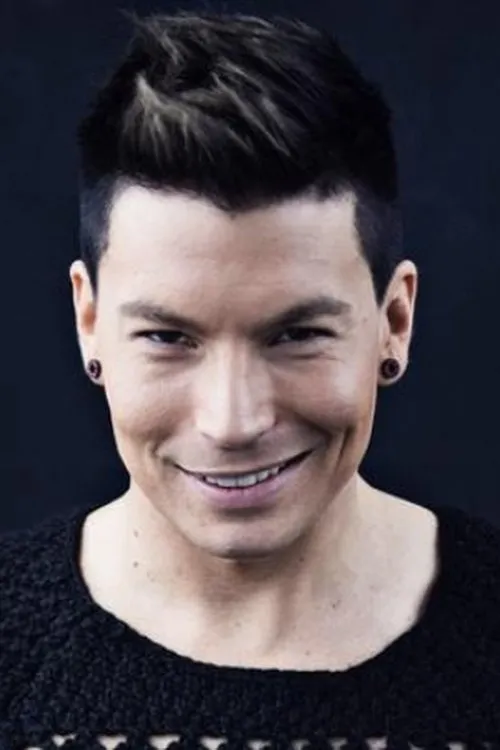 Antti Tuisku interpretando a Mikko