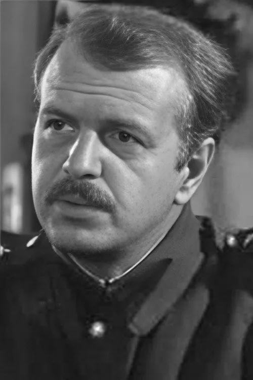 Pavlo Kruzhnov ha trabajado con Януш Юхницький en 1 ocasiones