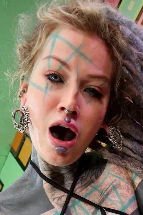 Eden Ivy ha trabajado con Anuskatzz en 4 ocasiones