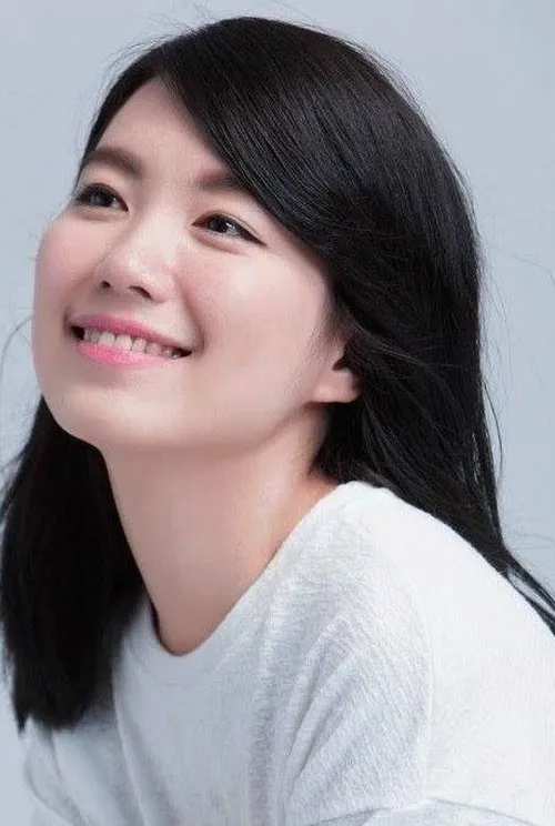 April Liu en su biografía y filmografía