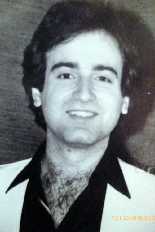 Ara Babadzhanyan interpretando a Artak