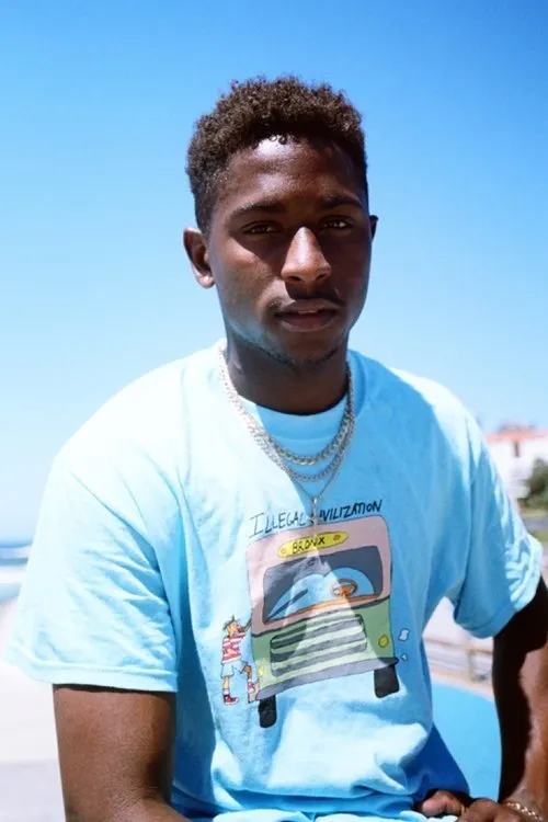 Sunny Suljic ha trabajado con Aramis Hudson en 4 ocasiones