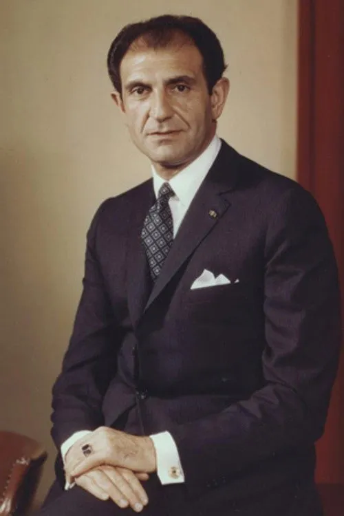John Sackville ha trabajado con Ardeshir Zahedi en 1 ocasiones