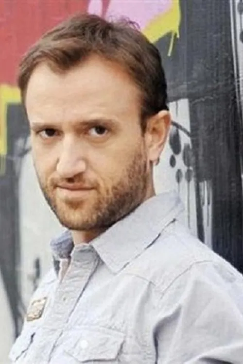 Argyris Angelou — personaje: Marios