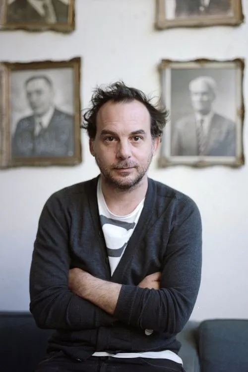 ???s? ?p????? ha trabajado con Argyris Papadimitropoulos en 1 ocasiones