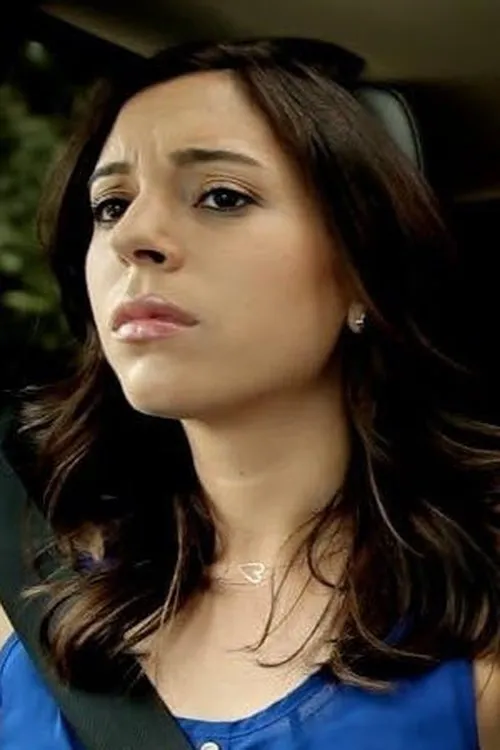 Ariel Meislin interpretando a Girl