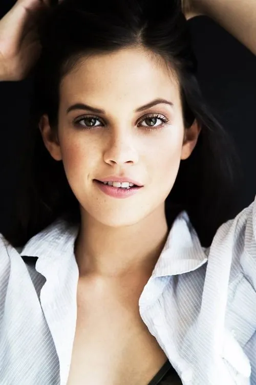 Ariel Mortman — personaje: Hayley Woods