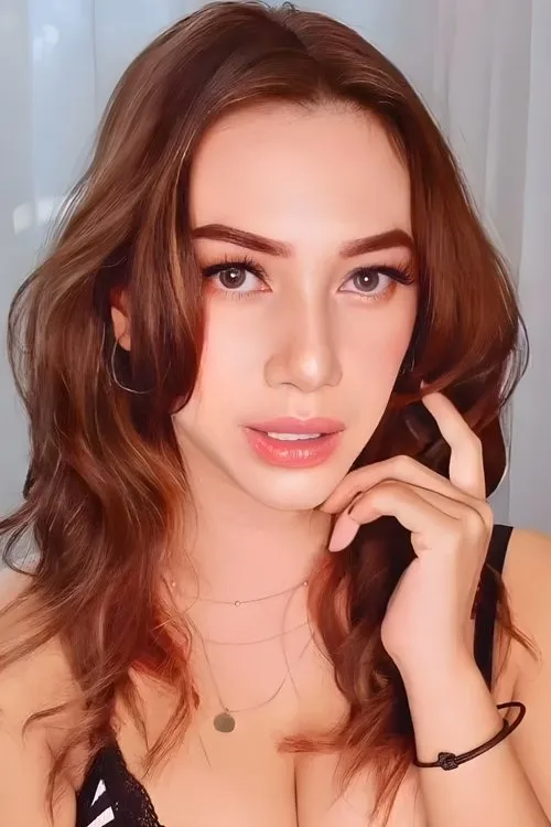 Uri Angelo ha trabajado con Ariele Bellus en 1 ocasiones