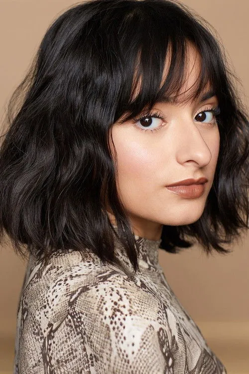 Ariely Garcia interpretando a Molly