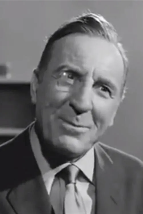 Aris Malliagros interpretando a Hristoforos Tsimiskis