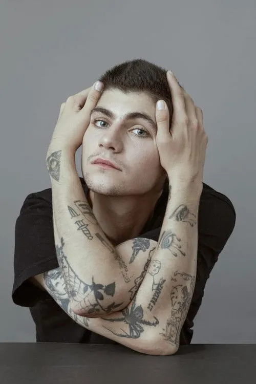 Tye Olson ha trabajado con Arkadii Archie Maznev en 1 ocasiones