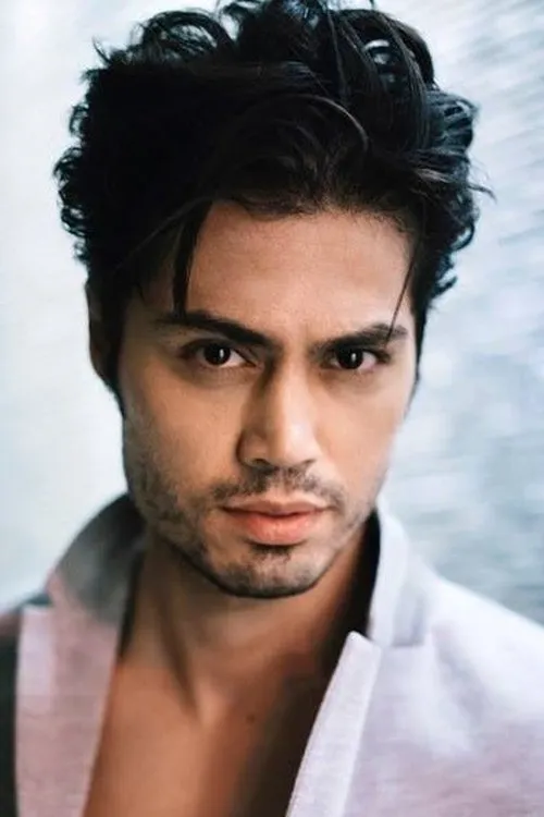 Arleo Dordar interpretando a Ex-boyfriend