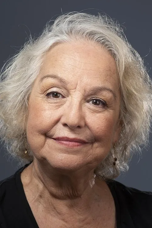 Arlete de Sousa interpretando a Mãe