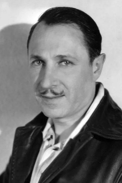 Armand Kaliz interpretando a Senor Mendoca