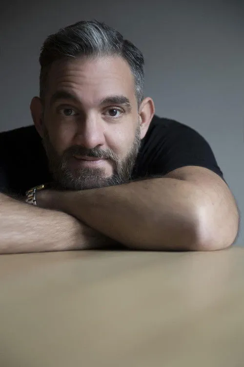 Hélène Guilmette ha trabajado con Armando Noguera en 1 ocasiones