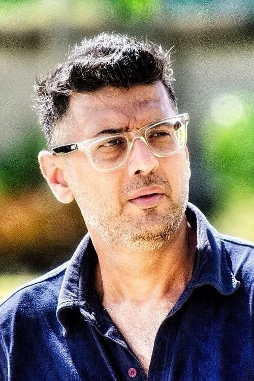 Arnab Riingo Banerjee — personaje: Actor