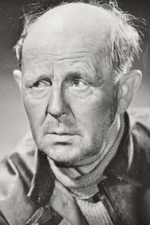 Rein Aedma ha trabajado con Arnold Kasuk en 3 ocasiones