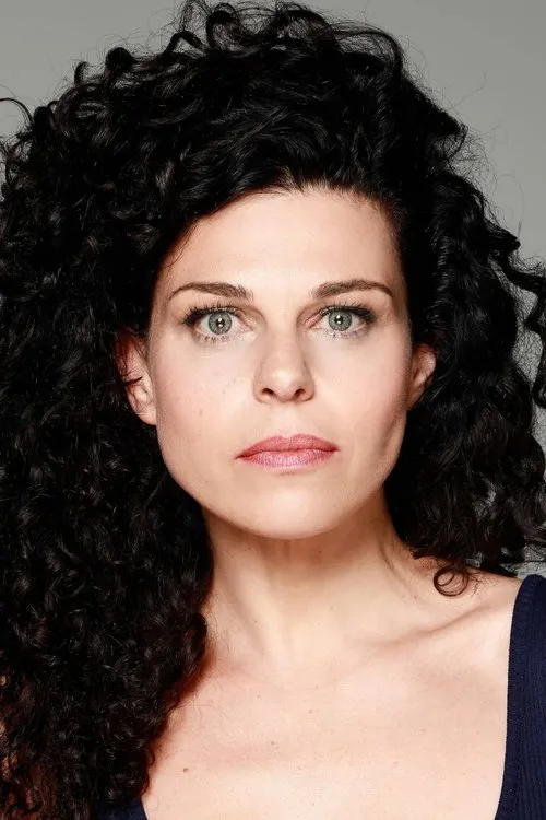 Luis Fernando Bohórquez ha trabajado con Aroha Hafez en 1 ocasiones