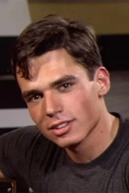 Arpad Banfalvi interpretando a 