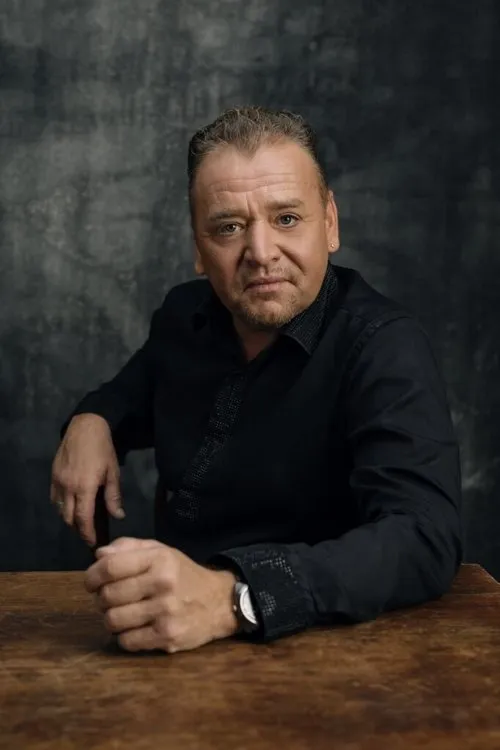 Lajos Csuha ha trabajado con Árpád Zsolt Mészáros en 2 ocasiones