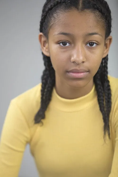 Stephanie Brait ha trabajado con Arsema Kayan Ellison en 1 ocasiones