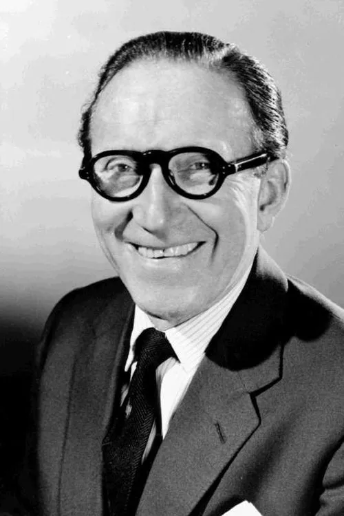 Arthur Askey interpretando a Self