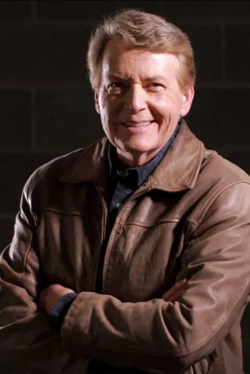 Laura DiDio ha trabajado con Arthur Kent en 1 ocasiones