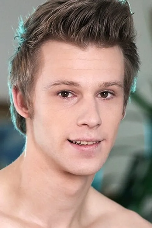 Arthur Kral interpretando a 