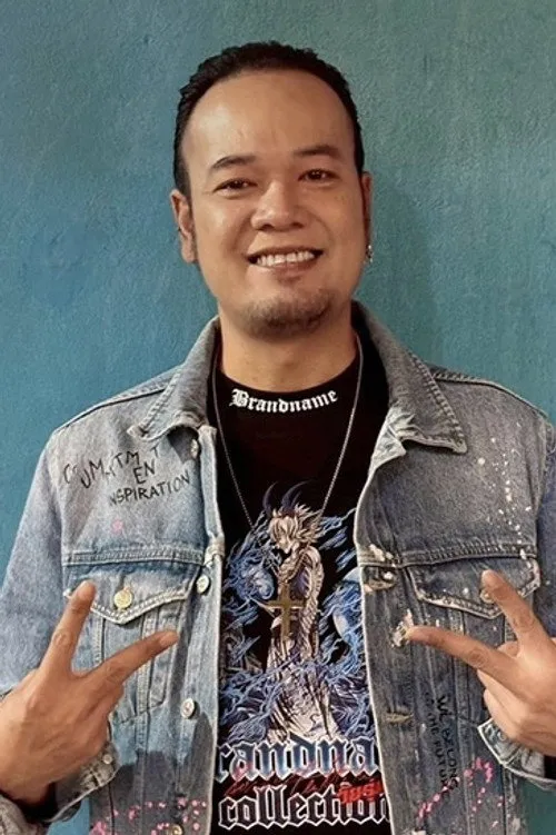 Suracha Yaemsri ha trabajado con Artid Meemak en 1 ocasiones