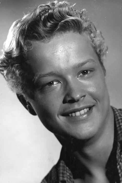 Arto Mäkelä interpretando a Vilkas