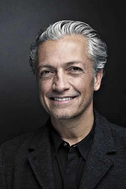 Doug Rhone ha trabajado con Arturo Velasco en 1 ocasiones