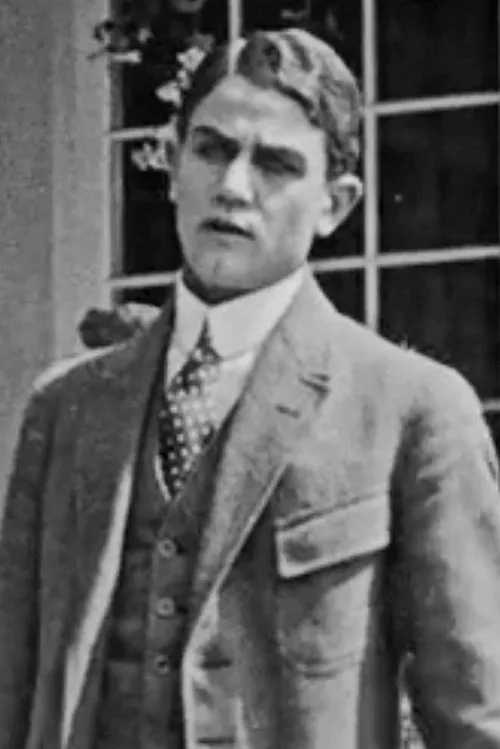 Gustaf Bengtsson ha trabajado con Arvid Hammarlund en 2 ocasiones