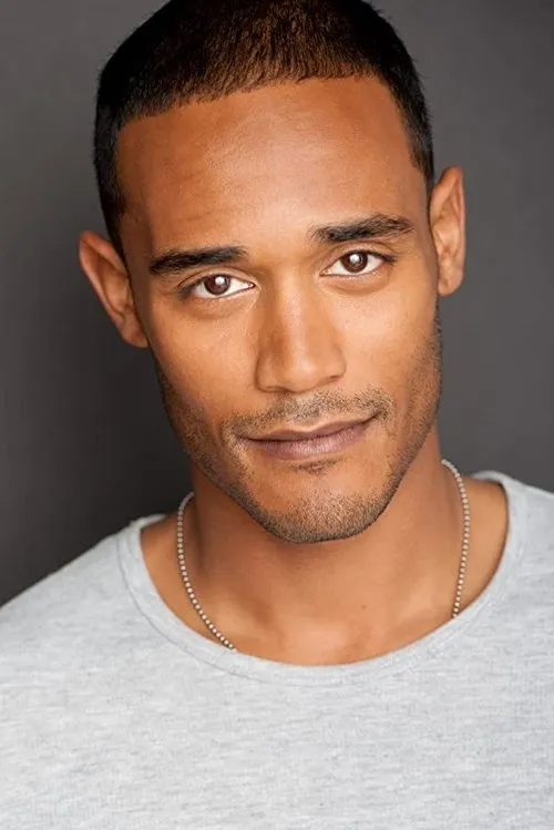 Ary Katz interpretando a Neil