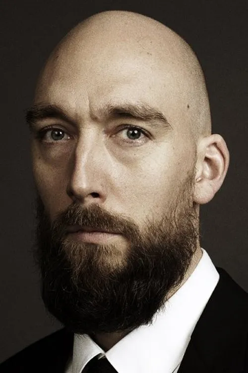 Clara Drenck ha trabajado con Asbjørn Krogh Nissen en 1 ocasiones