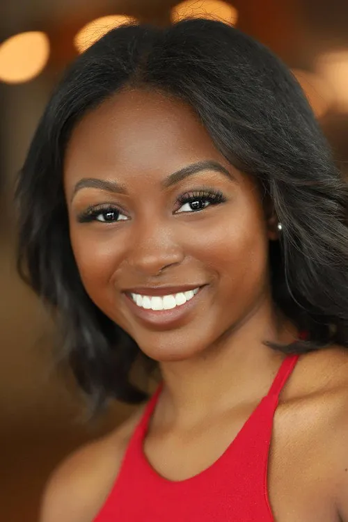 Ashanti Harris interpretando a 