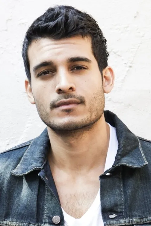 Matthew Bilodeau ha trabajado con Asher Deva en 1 ocasiones