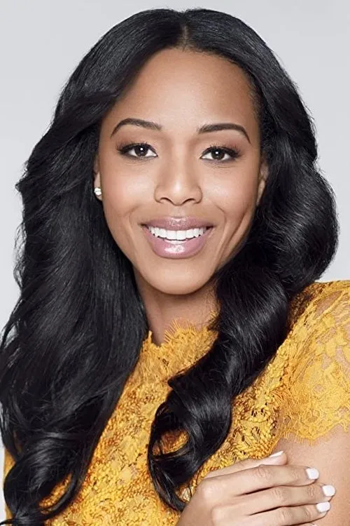 Ashley Rios interpretando a Lisa