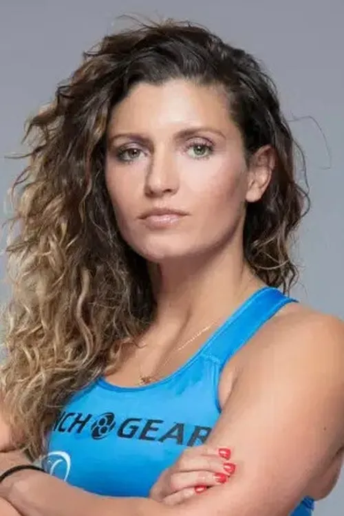 Gloria de Paula ha trabajado con Ashley Yoder en 2 ocasiones