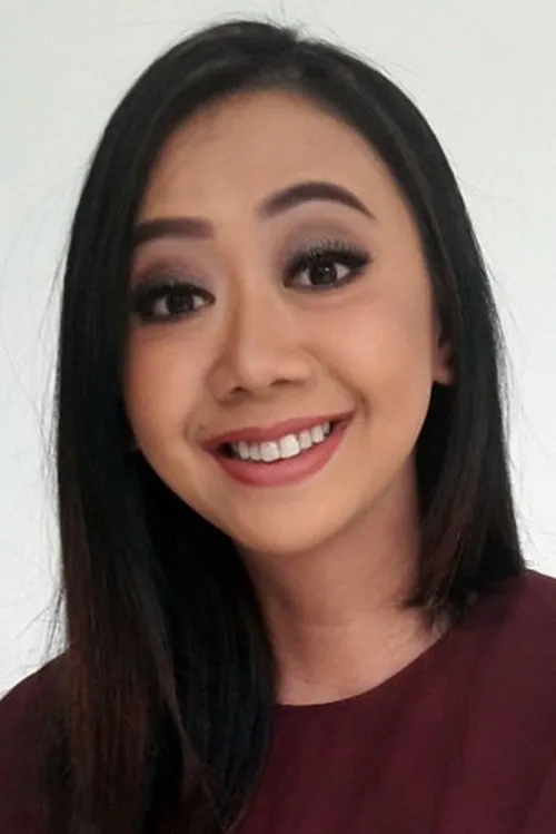 Asri Welas interpretando a Bu Broto