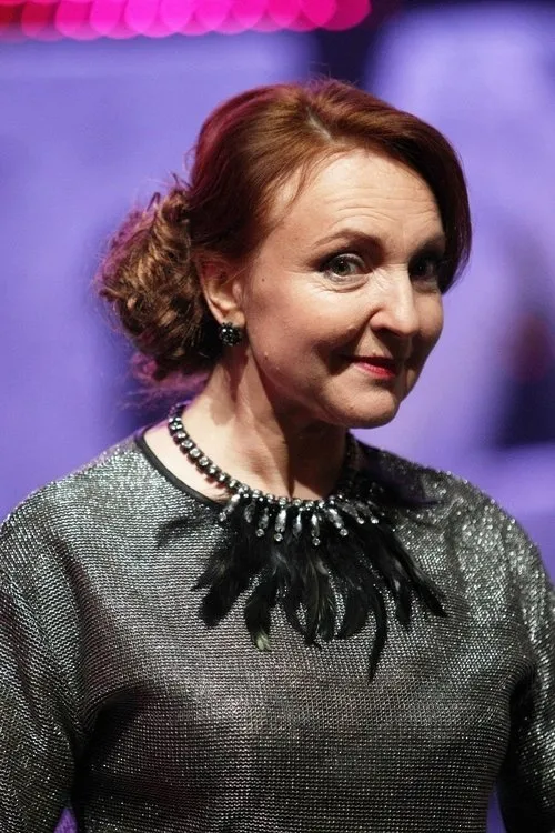 Asta Baukutė interpretando a