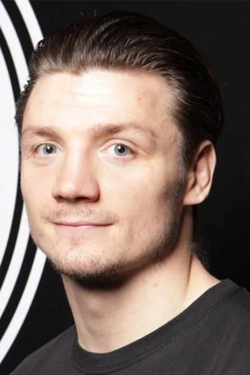 Mohamed Mimoune ha trabajado con Aston Brown en 1 ocasiones